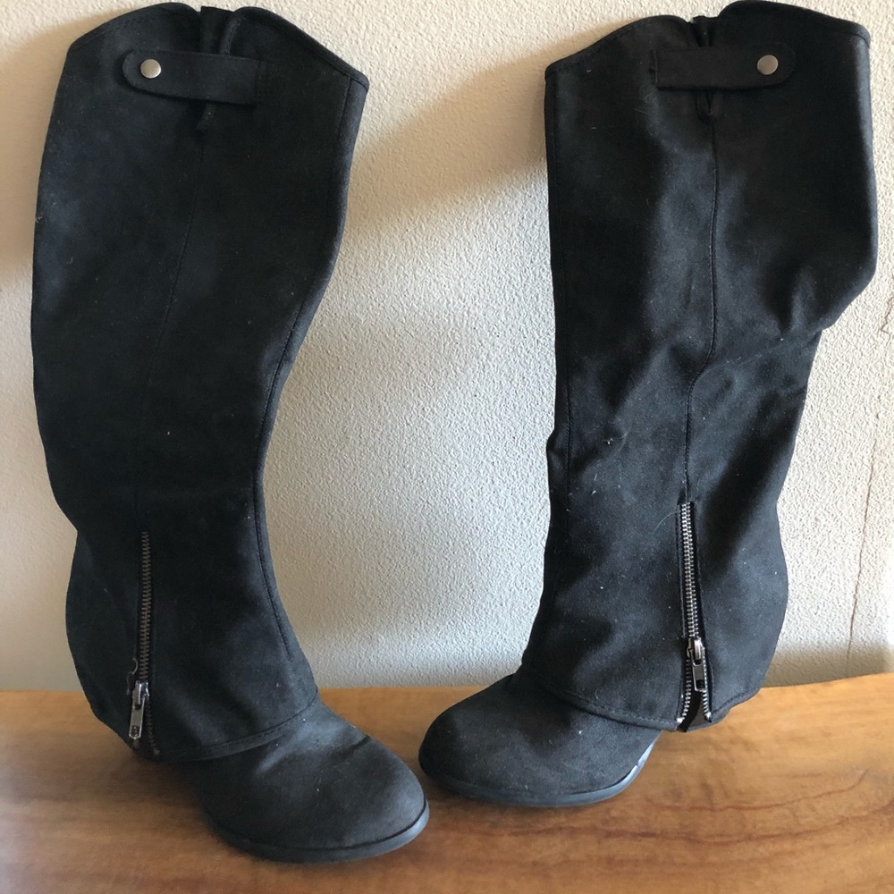 Fergalicious Sz 8.5 knee high black boots